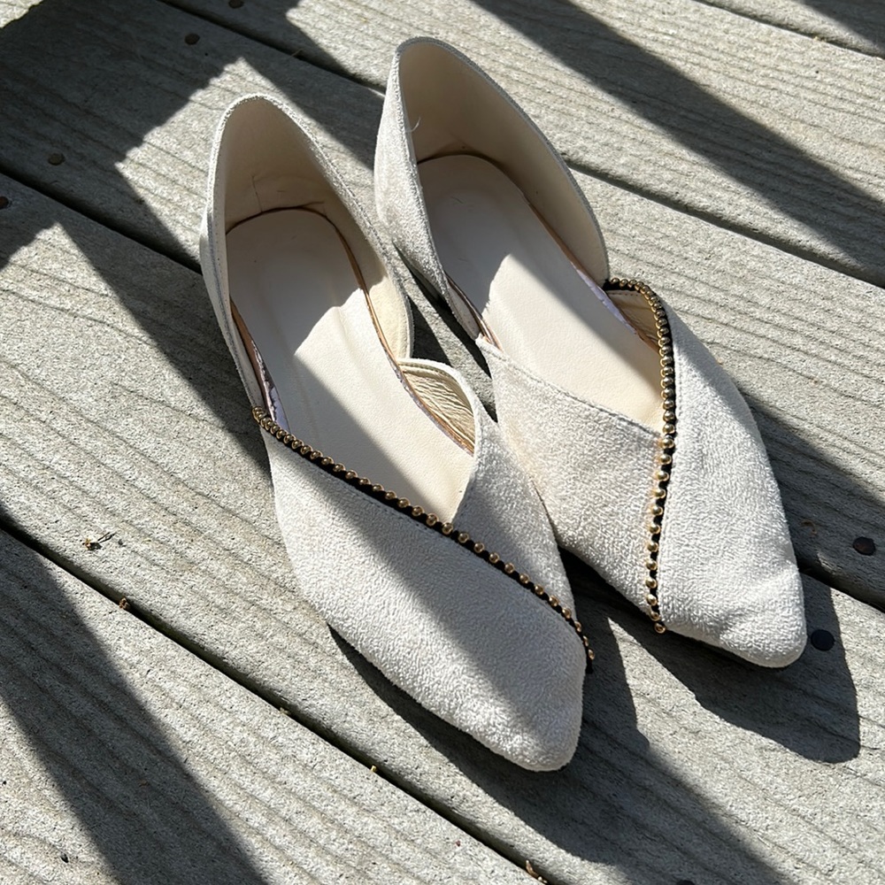 PAOTMBU Beige Wrap-Toe D'Orsay Flats